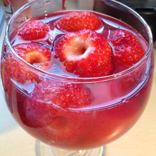 kokoliu做的草莓果酒